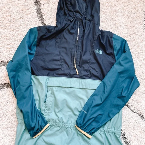 North Face Blue Windbreaker!! - Picture 3 of 9